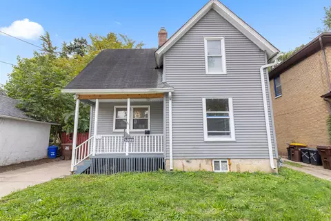 1339 Crosby St, Rockford, IL 61107