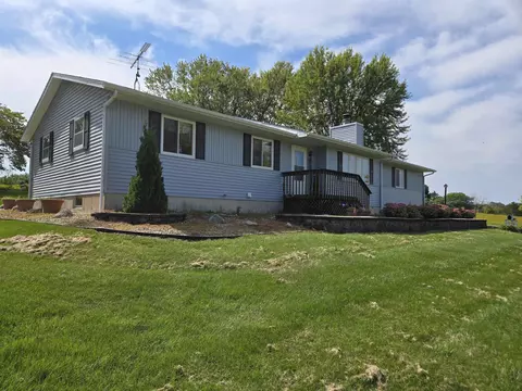9 A223 Walnut Ln, Apple River, IL 61001
