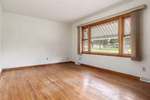 1475 Dixie Dr, Rockford, IL 61108 photo 5