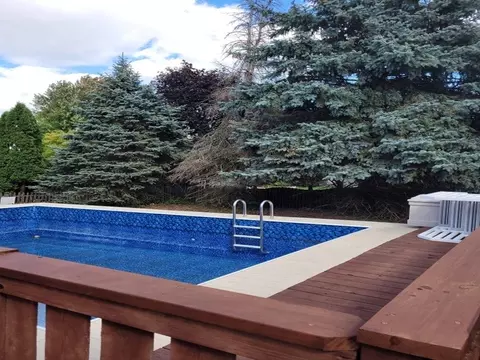 741 Regal Ln, Algonquin, IL 60102 photo 5