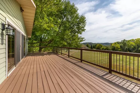 Exterior - 2 Sunbow Path, Galena, IL 61036 photo 3 of 8