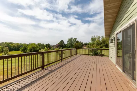 Exterior - 2 Sunbow Path, Galena, IL 61036 photo 4 of 8