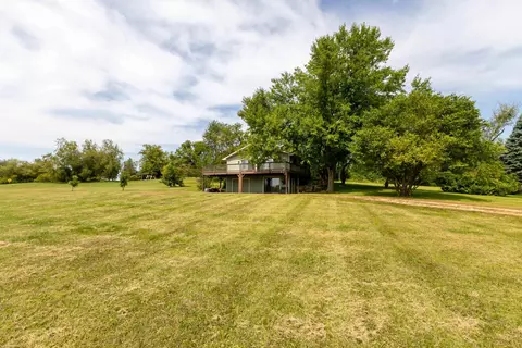 Exterior - 2 Sunbow Path, Galena, IL 61036 photo 1 of 8