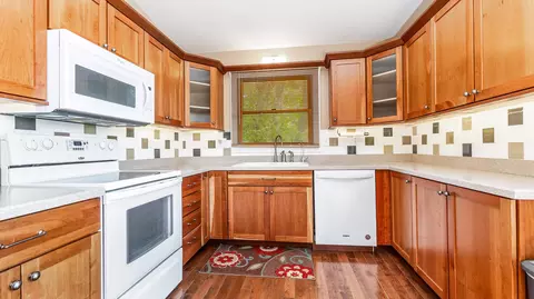 Kitchen - 2 Sunbow Path, Galena, IL 61036 photo 1 of 3