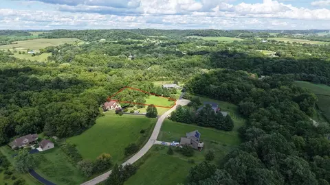 26 Butternut Ln, Galena, IL 61036