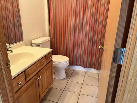 Bath - 12350 Serene Dr, Durand, IL 61024 photo 2 of 3