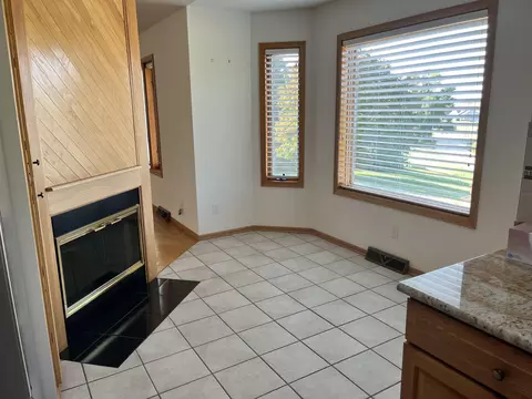 Living - 12350 Serene Dr, Durand, IL 61024 photo 2 of 7