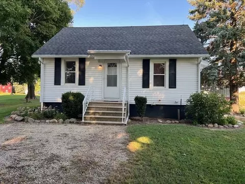 7375 Coon Trail Rd, Capron, IL 61012