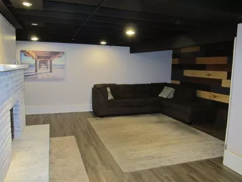 133 N Sunset Ave, Freeport, IL 61032 photo 25