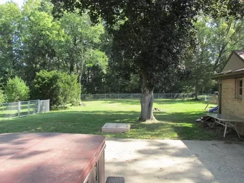 133 N Sunset Ave, Freeport, IL 61032 photo 31