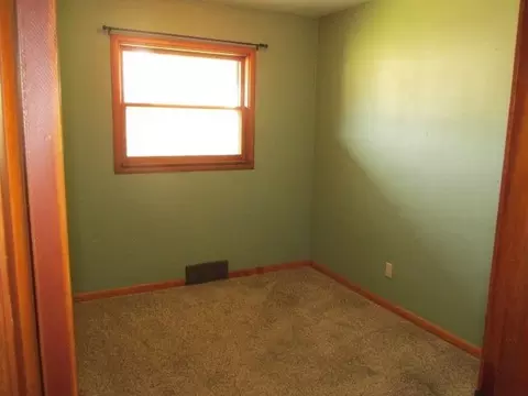 133 N Sunset Ave, Freeport, IL 61032 photo 17