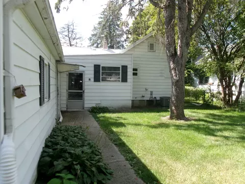 1376 Crosat St, Lasalle, IL 61301 photo 10