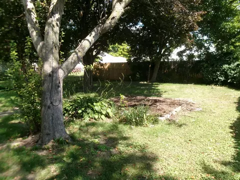 1376 Crosat St, Lasalle, IL 61301 photo 9