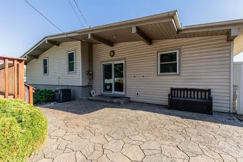 1106 Beech Dr, Dixon, IL 61021 photo 27