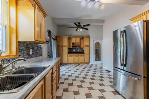 1106 Beech Dr, Dixon, IL 61021 photo 9