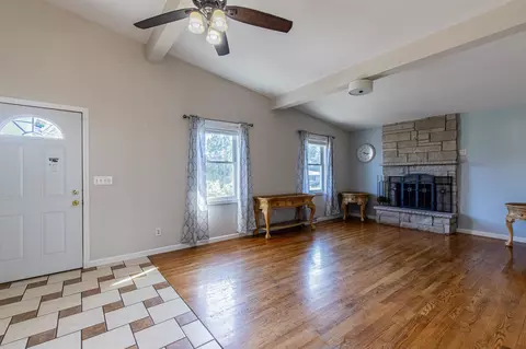 1106 Beech Dr, Dixon, IL 61021 photo 2