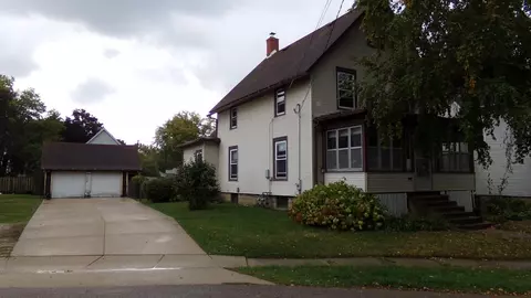 611 Buchanan St, Belvidere, IL 61008