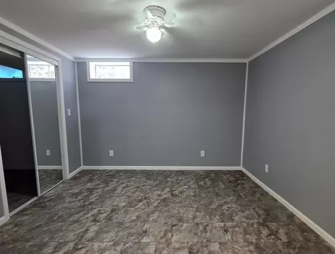 Bedroom - 772 S Carthage Dr, Freeport, IL 61032 photo 8 of 8