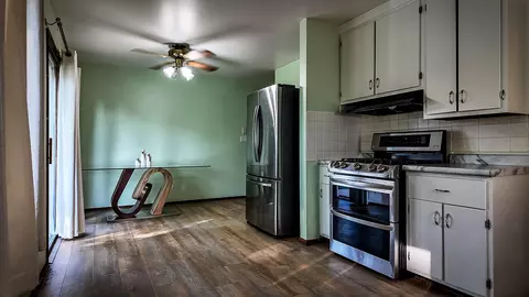Kitchen - 772 S Carthage Dr, Freeport, IL 61032 photo 2 of 2