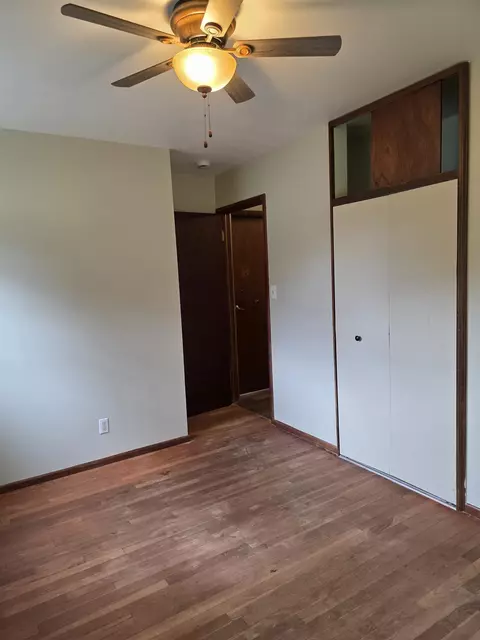 Bedroom - 772 S Carthage Dr, Freeport, IL 61032 photo 3 of 8