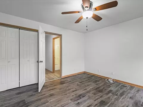 211 Mulvain St, Durand, IL 61024 photo 12
