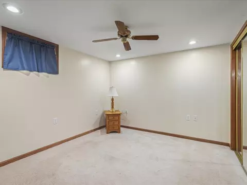211 Mulvain St, Durand, IL 61024 photo 22