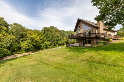 3 A179 General Sheridan Ct, Apple River, IL 61001