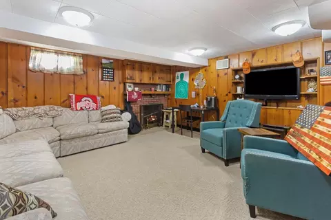914 E Chamberlin, Dixon, IL 61021 photo 28