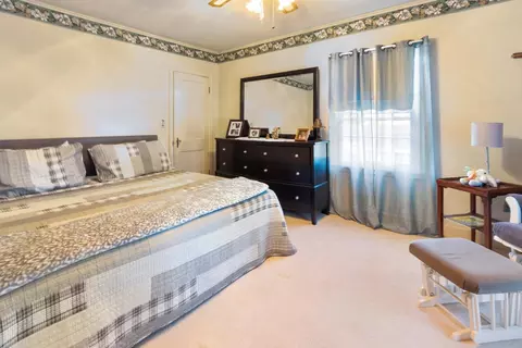 914 E Chamberlin, Dixon, IL 61021 photo 17