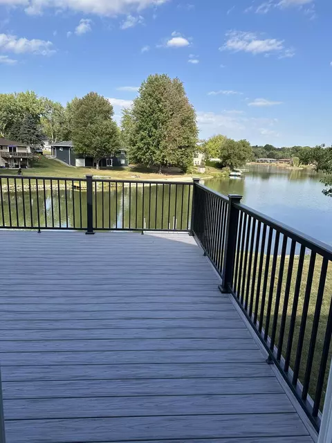 Exterior - 2125 Eagle Dr, Freeport, IL 61032 photo 20 of 20