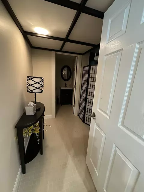 Entry Way - 2125 Eagle Dr, Freeport, IL 61032 photo 3 of 3