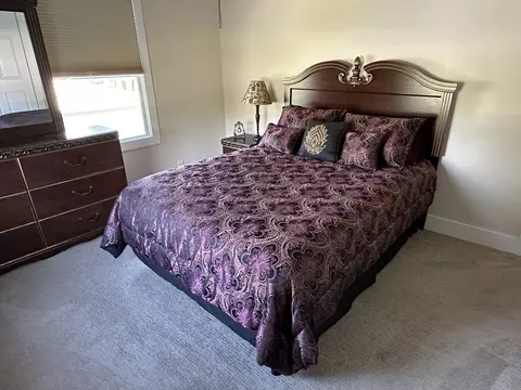 Bedroom - 2125 Eagle Dr, Freeport, IL 61032 photo 7 of 10