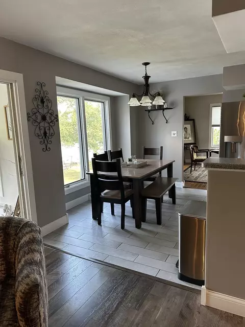 Dining - 2125 Eagle Dr, Freeport, IL 61032 photo 3 of 3