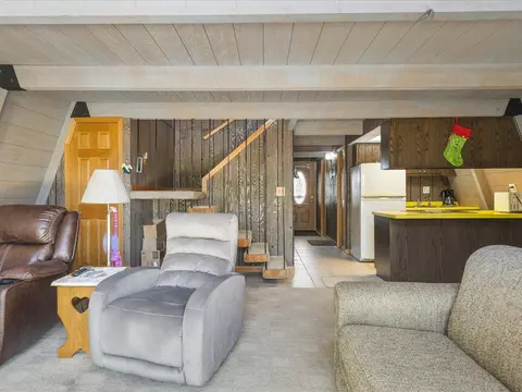 Living - 9760 E Cedarville Rd, Davis, IL 61019 photo 3 of 4