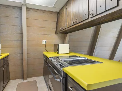 Kitchen - 9760 E Cedarville Rd, Davis, IL 61019 photo 1 of 3