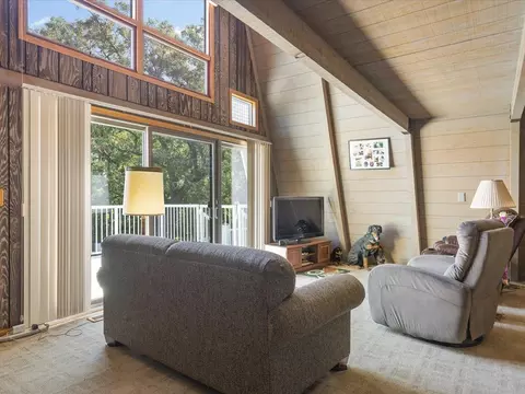 Living - 9760 E Cedarville Rd, Davis, IL 61019 photo 2 of 4