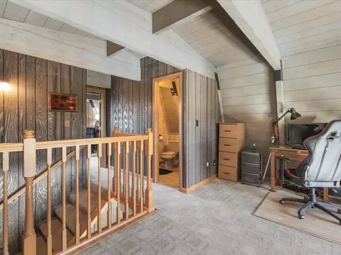 Entry Way - 9760 E Cedarville Rd, Davis, IL 61019 photo 1 of 2