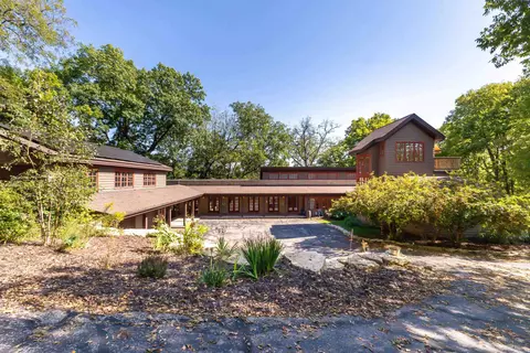 4 Buckeye Ct, Galena, IL 61036