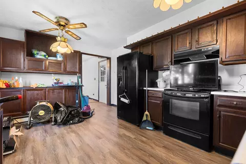 11754 Wange Rd, Capron, IL 61012 photo 7