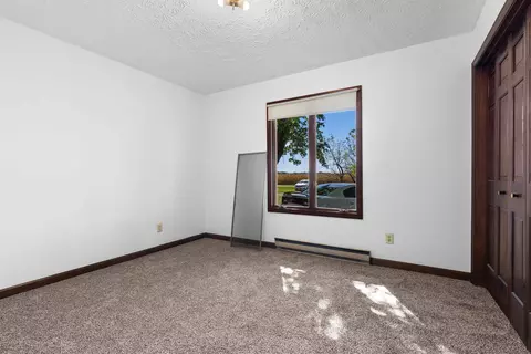 11754 Wange Rd, Capron, IL 61012 photo 9