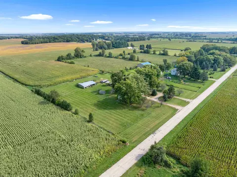 11754 Wange Rd, Capron, IL 61012 photo 15