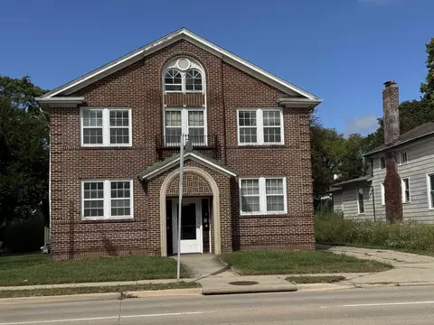 1124 N Main St, Rockford, IL 61103
