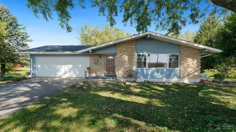 5306 Shattuck Rd, Belvidere, IL 61008