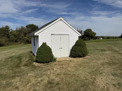 Exterior - 17-90 Whitewater Dr, Lanark, IL 61046 photo 9 of 9