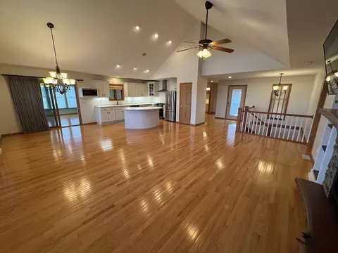 Living - 17-90 Whitewater Dr, Lanark, IL 61046 photo 2 of 13