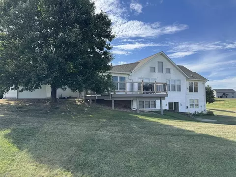 Exterior - 17-90 Whitewater Dr, Lanark, IL 61046 photo 5 of 9