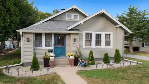 436 W Garfield St, Freeport, IL 61032