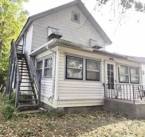1240 Clover Ave, Rockford, IL 61102