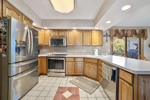 12431 Breezefield Cir, Roscoe, IL 61073 photo 19