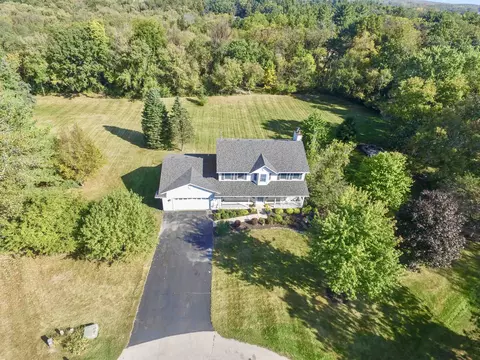 12431 Breezefield Cir, Roscoe, IL 61073 photo 42